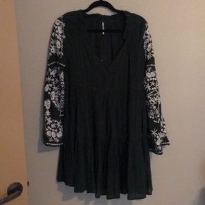 Darling free people dress with detail sleeves